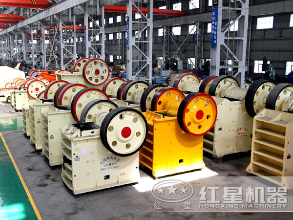 顎式破碎機(jī)生產(chǎn)車間 顎式破碎機(jī)生產(chǎn)車間