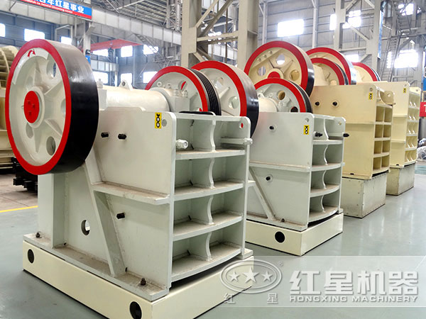 顎式破碎機(jī)生產(chǎn)車間 顎式破碎機(jī)生產(chǎn)車間