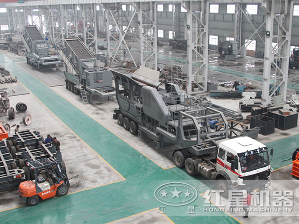 移動式破碎站廠家車間一角 移動式破碎站廠家車間一角
