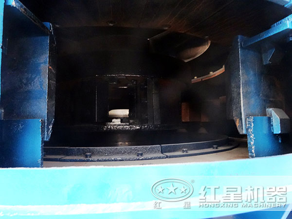 制砂機內(nèi)部細節(jié) 制砂機內(nèi)部細節(jié)