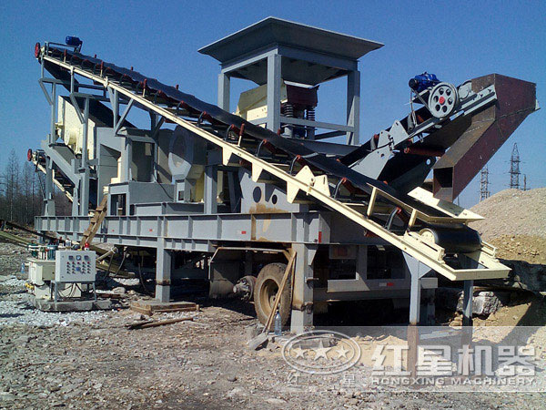 移動(dòng)式制砂機(jī)生產(chǎn)現(xiàn)場(chǎng) 移動(dòng)式制砂機(jī)生產(chǎn)現(xiàn)場(chǎng)