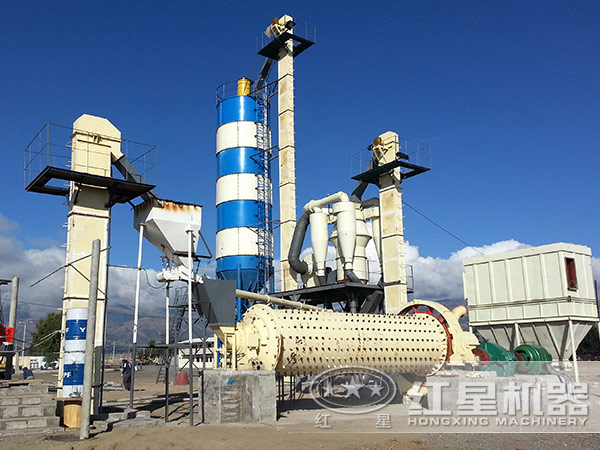 鉬礦選礦生產(chǎn)線現(xiàn)場(chǎng)圖 鉬礦選礦生產(chǎn)線現(xiàn)場(chǎng)圖