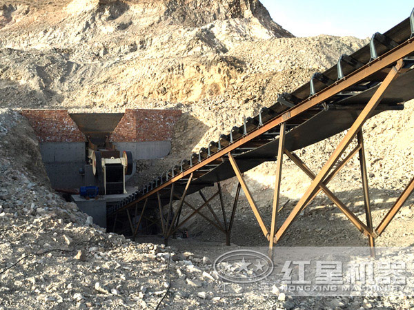 復(fù)合式制砂機生產(chǎn)現(xiàn)場 復(fù)合式制砂機生產(chǎn)現(xiàn)場