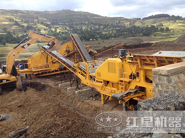 移動(dòng)式制砂機(jī)處理建筑垃圾現(xiàn)場 移動(dòng)式制砂機(jī)處理建筑垃圾現(xiàn)場