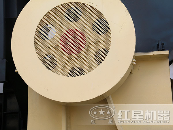 移動式破碎站細節(jié)圖 移動式破碎站細節(jié)圖