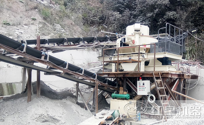 環(huán)保制砂機(jī)工作現(xiàn)場(chǎng) 環(huán)保制砂機(jī)工作現(xiàn)場(chǎng)