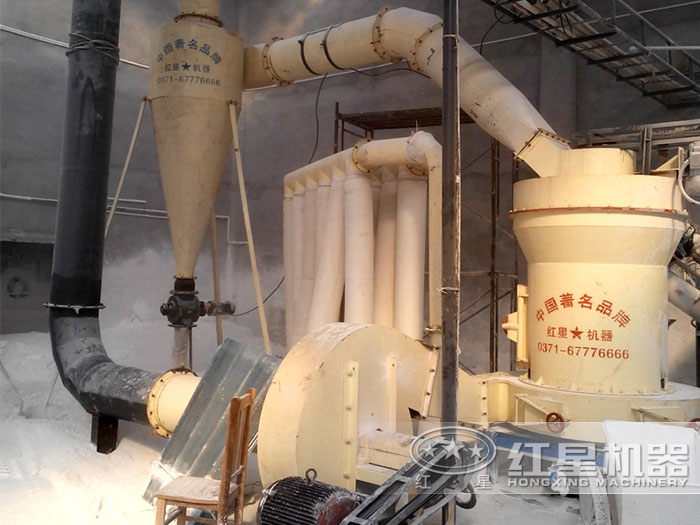 磨粉機產(chǎn)量大小根據(jù)情況而定 磨粉機產(chǎn)量大小根據(jù)情況而定