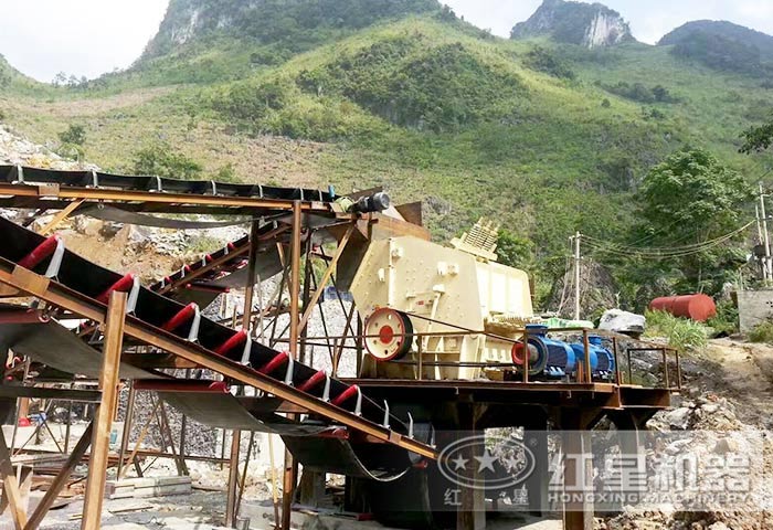 江西時產(chǎn)100噸反擊式混凝土粉碎機(jī) 江西時產(chǎn)100噸反擊式混凝土粉碎機(jī)