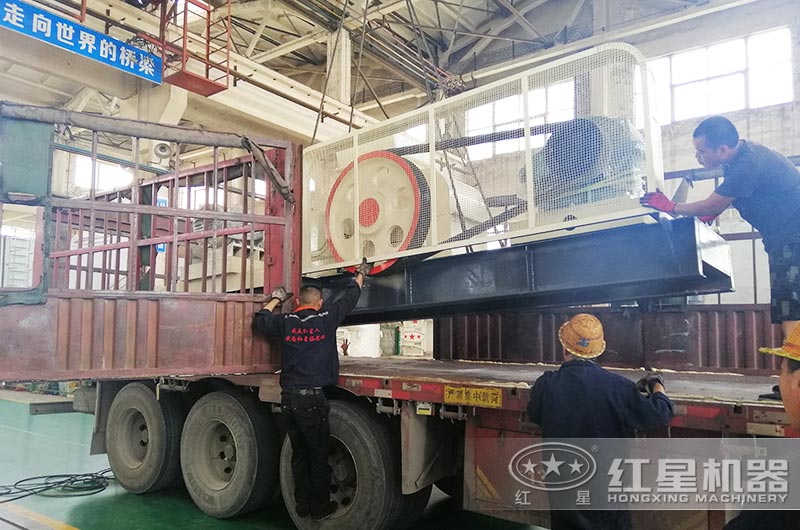 車間發(fā)貨現(xiàn)場(chǎng)實(shí)拍 車間發(fā)貨現(xiàn)場(chǎng)實(shí)拍