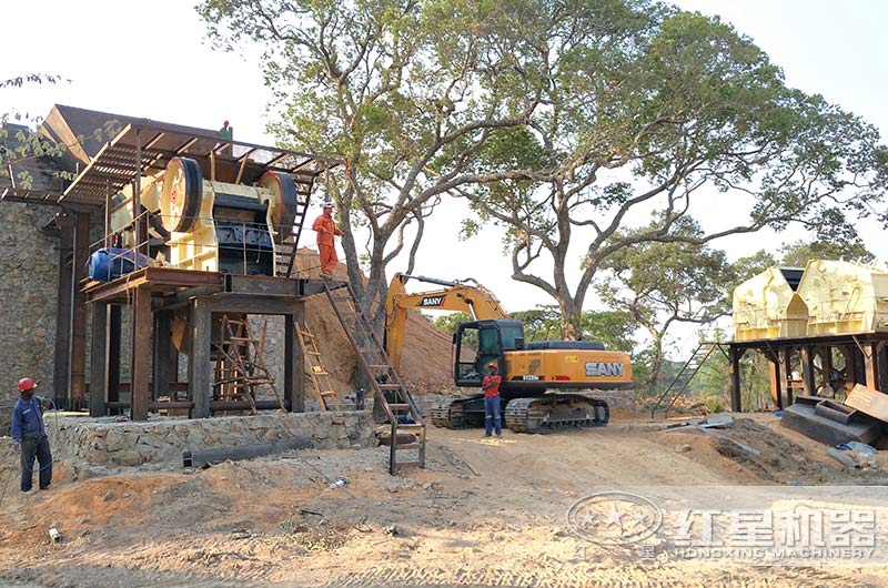 頁巖破碎、制砂海外生產(chǎn)現(xiàn)場搭建中