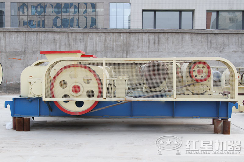 制砂選對輥破碎機(jī)還是沖擊式制沙機(jī)？