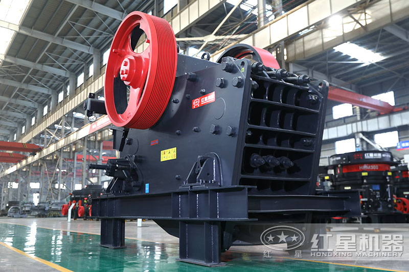 打鵝卵石用什么破碎機(jī)？全套設(shè)備多少錢一套