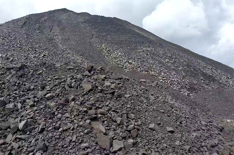 煤矸石有何用途？小型煤矸石粉碎機多少錢一臺？