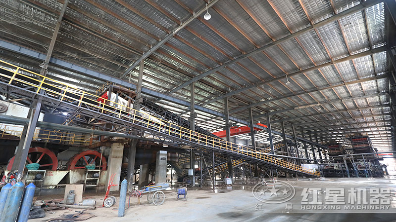 破碎洗沙設(shè)備生產(chǎn)現(xiàn)場(chǎng) 破碎洗沙設(shè)備生產(chǎn)現(xiàn)場(chǎng)