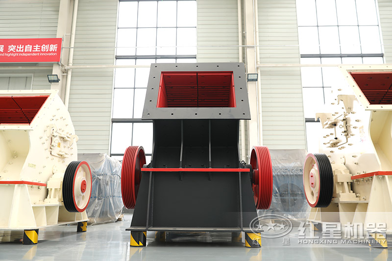 鵝卵石制沙機(jī)型號(hào)時(shí)產(chǎn)300噸有哪些，一臺(tái)價(jià)格多少？附視頻