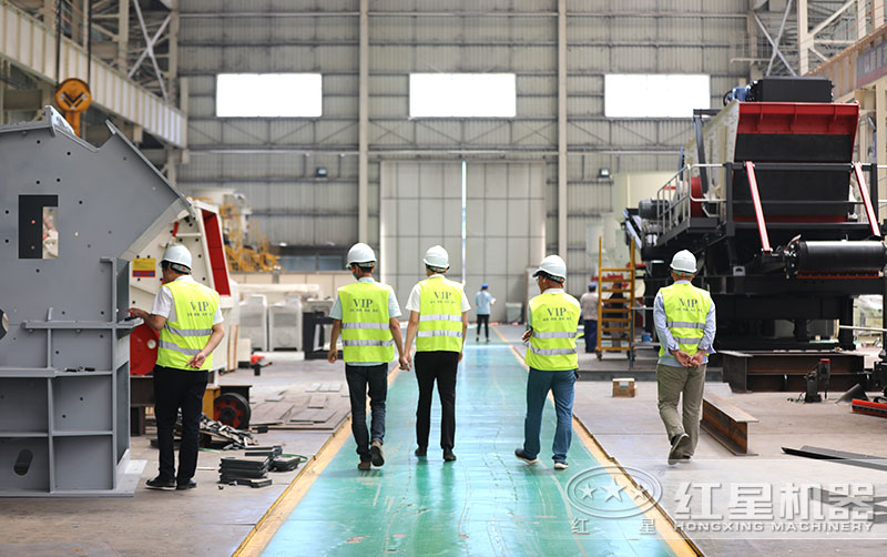 紅星機(jī)器煤破碎廠家車間客戶實訪